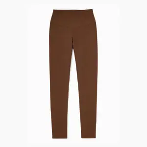 لگ لولولمون داخل کرک lululemon